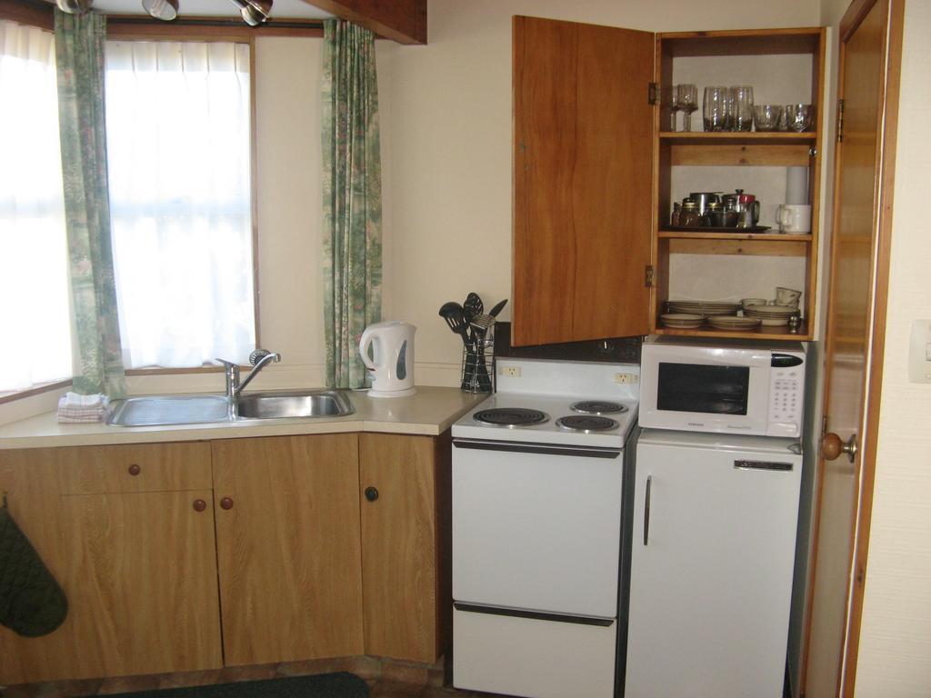 Tongariro River Motel Turangi Zimmer foto